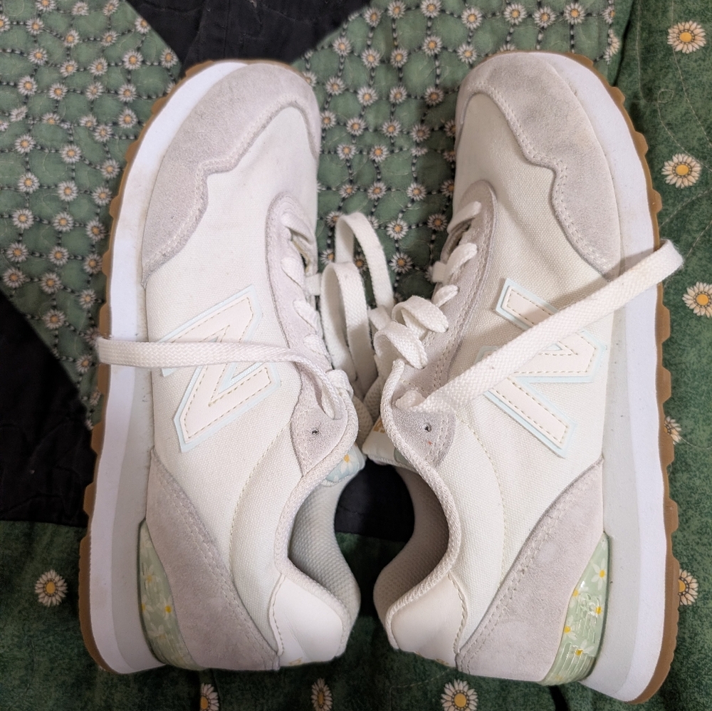 Cream Daisy New Balance Sneakers